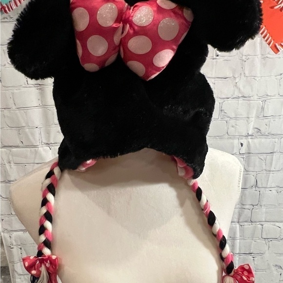 Disney Pigtail Hat - Picture 9 of 11